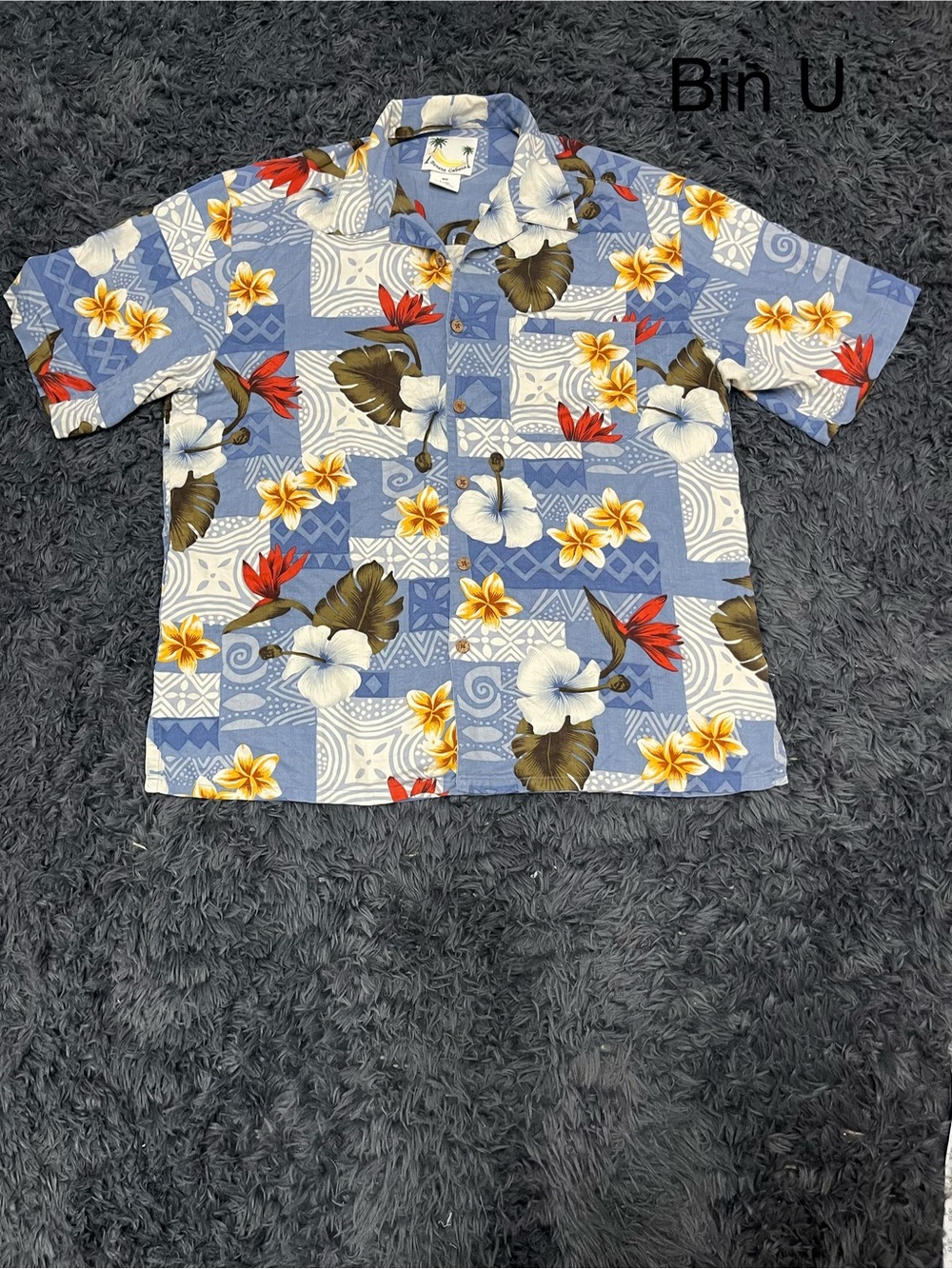 Banana Cabana Men's Light Blue Floral Short-Sleeve Button-Down Hawaiian Shirt